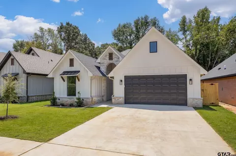 Exterior - 2079 Locklear Ln, Tyler, TX 75703 photo 4 of 7