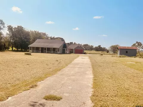 15086 Hwy 110, Van, TX 75790