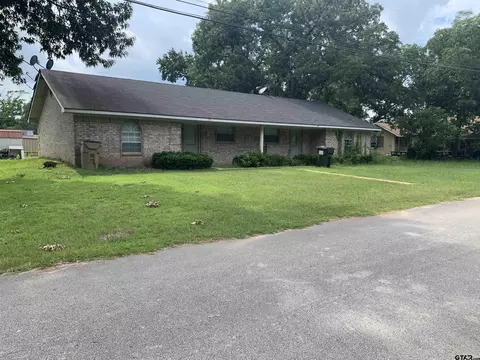 381-383 N Francis, Frankston, TX 75763