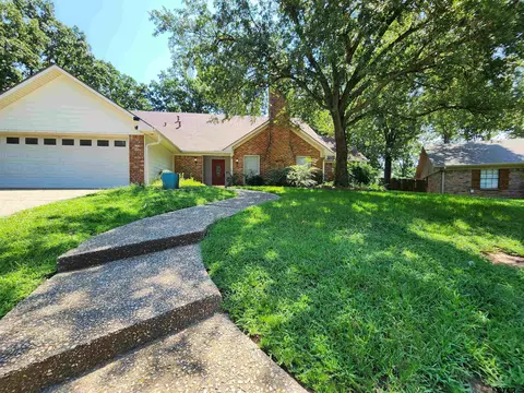 2221 Tweed Ct, Tyler, TX 75703