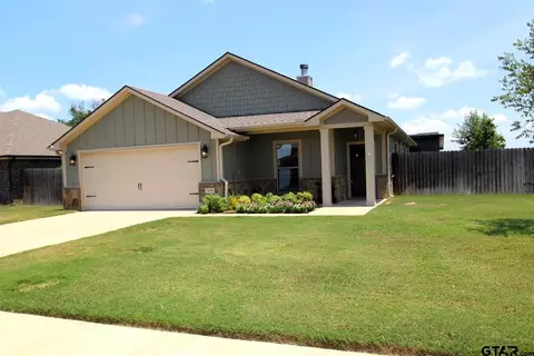 15390 Spring Oaks Dr, Lindale, TX 75771
