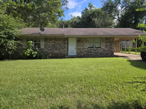 420 E Mcreynolds, Daingerfield, TX 75638