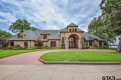 224 S Eagles Blf, Bullard, TX 75757