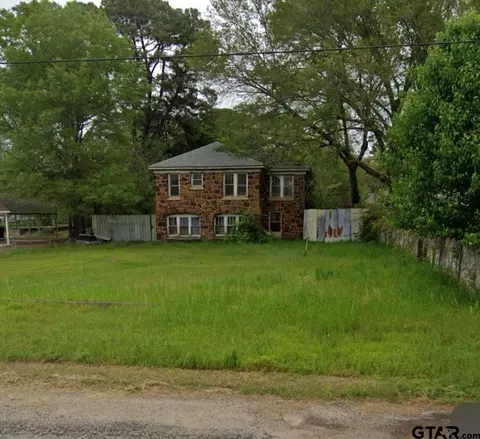 1007 E Main, Atlanta, TX 75551