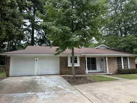 9 Desoto Cir, Texarkana, TX 75503