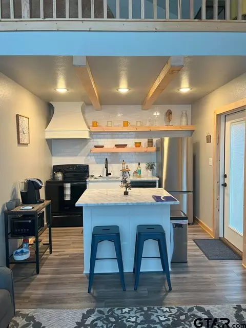 Kitchen - 11227 Interstate 20, Tyler, TX 75708 photo 1 of 6