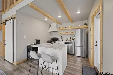 Kitchen - 11227 Interstate 20, Tyler, TX 75708 photo 5 of 6