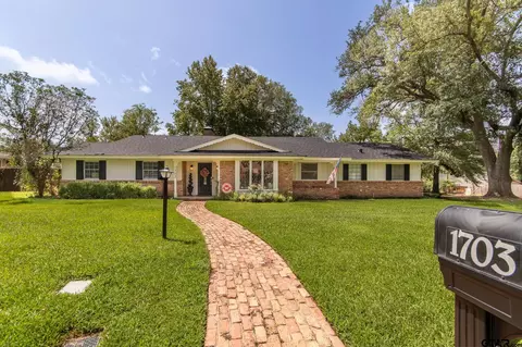 1703 Sequoia Dr, Tyler, TX 75703