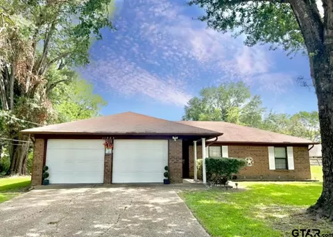 11783 Rosecrest Ln, Tyler, TX 75704