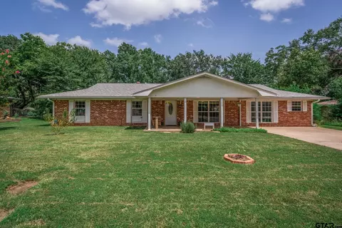 1904 Laney Dr, Longview, TX 75605