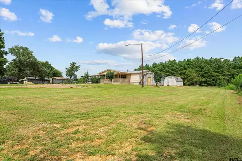 9374 Cedarvale Dr, Tyler, TX 75708 photo 3