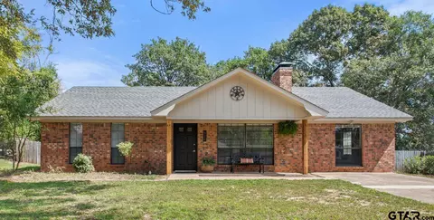 626 Jack Dr, Lindale, TX 75771