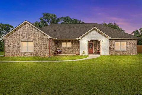 10260 Fm 1795, Big Sandy, TX 75755