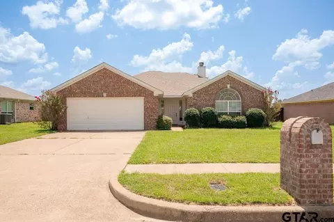 3323 Acacia Dr, Tyler, TX 75707