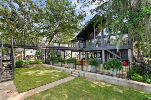 4271 Cypress Village Rd, Karnack, TX 75661