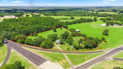 701 E Longview, Arp, TX 75750