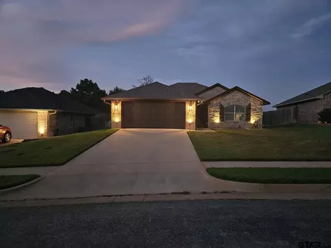 19913 Meadow W, Flint, TX 75762