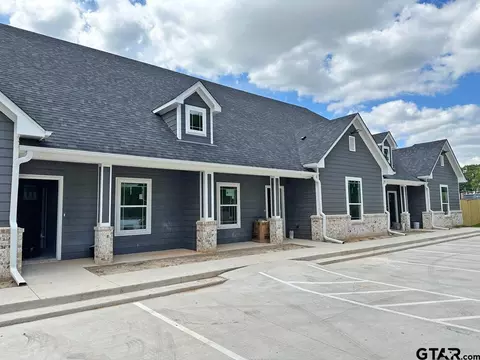 308 Shahan St Units A-d, Whitehouse, TX 75791