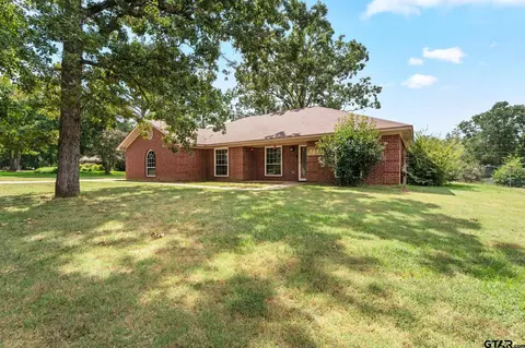 308 Windridge, Palestine, TX 75801