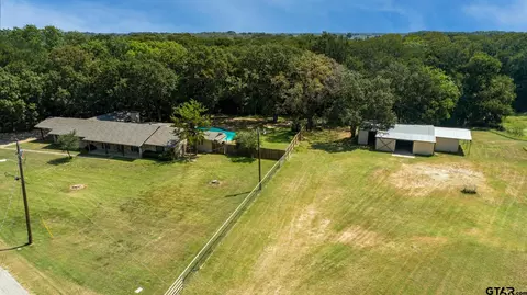 102 Hidden Valley Rd, Wills Point, TX 75169