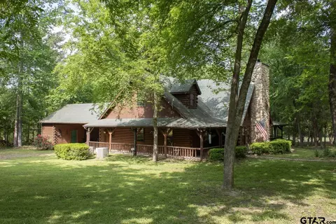 121 S 2435 County Rd, Pittsburg, TX 75686