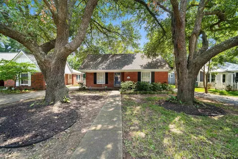 2106 S Wiley, Tyler, TX 75701