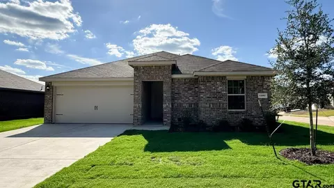 1107 River Oaks Ln, Chandler, TX 75758