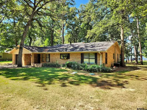 688 Charlya Dr, Bullard, TX 75757