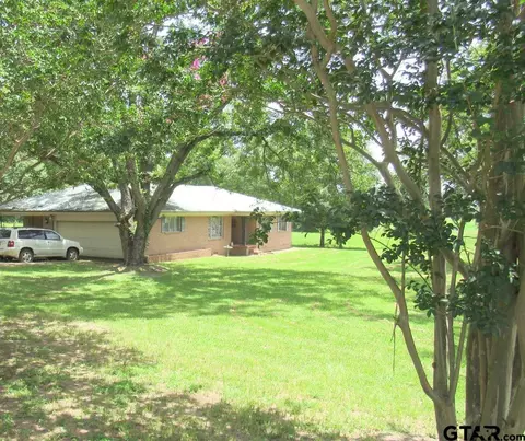 2749 Fm 2022, Elkhart, TX 75839