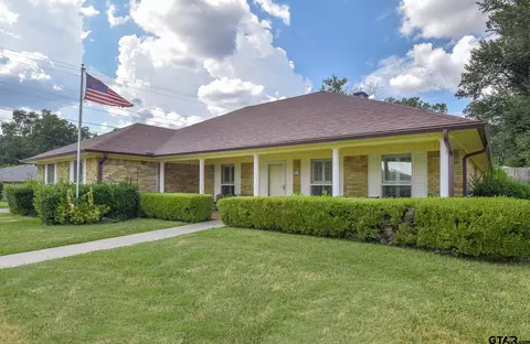 400 Winchester Dr, Tyler, TX 75701
