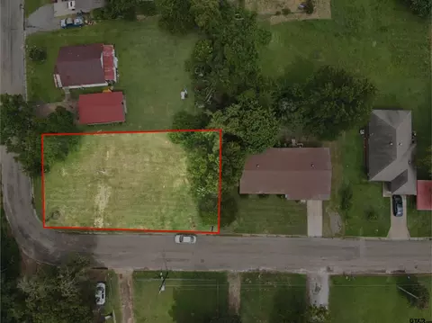 107 Olive St, Mount Vernon, TX 75457