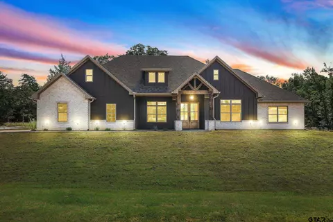 14525 Woodland Crk, Lindale, TX 75771