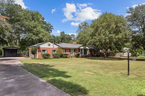 802 Wildbriar Dr, Lufkin, TX 75904
