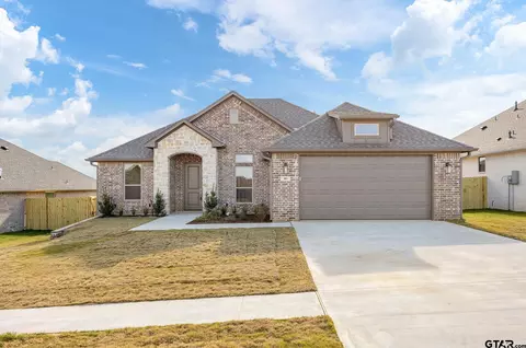 381 Mary Cir, Bullard, TX 75757