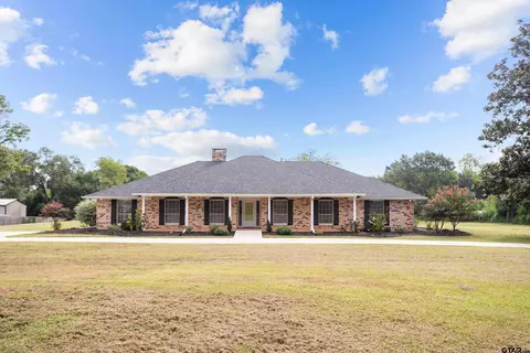 320 N Market St, Grapeland, TX 75844