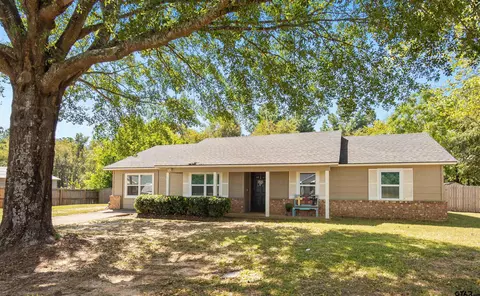 14127 Seton St, Flint, TX 75762