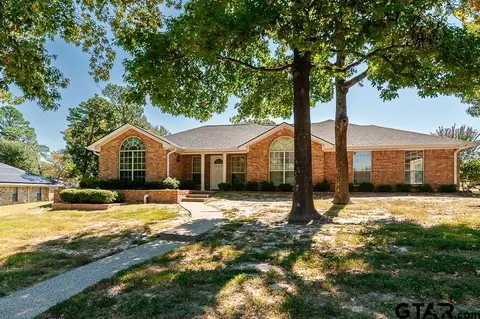 327 Brazos, Chandler, TX 75758