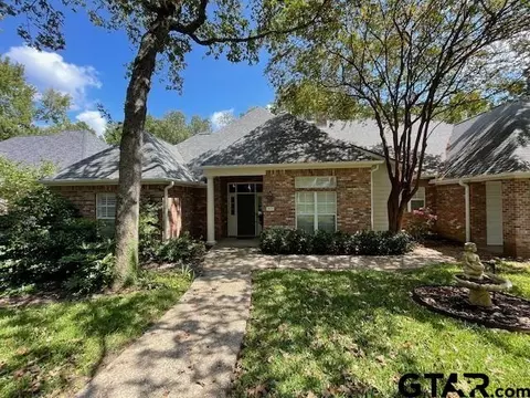 3618 Rock Creek Dr, Tyler, TX 75707