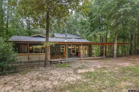 6061 Fm 757, Winona, TX 75792
