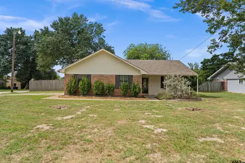 711 Mt Sylvan, Lindale, TX 75771