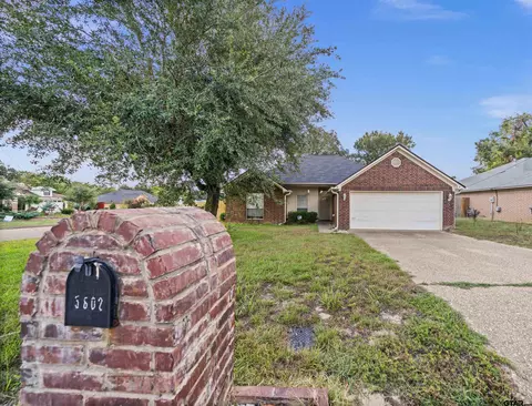 5602 Willingham Dr, Tyler, TX 75704