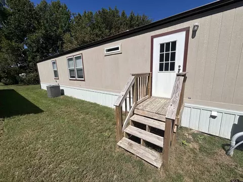 469 Comanche, Quitman, TX 75783 photo 9