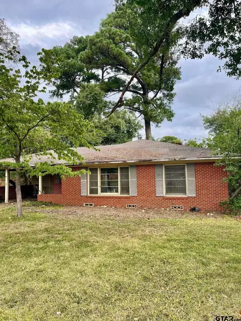 2332 Hunter, Tyler, TX 75701