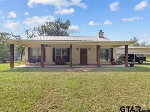 345 An County Road 2207, Palestine, TX 75803