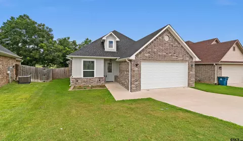 1560 Nate Cir, Bullard, TX 75757