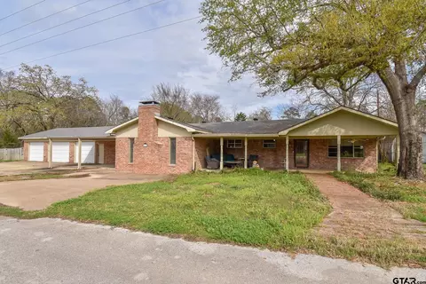 9111 Grape Ave, Frankston, TX 75763