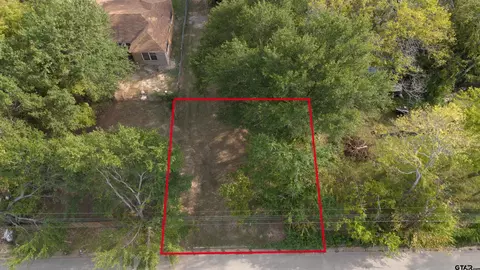 918 W Cochran St, Tyler, TX 75702