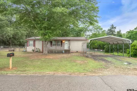 205 N Meason St, Big Sandy, TX 75755