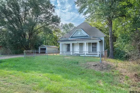 701 W Frank St, Grand Saline, TX 75140