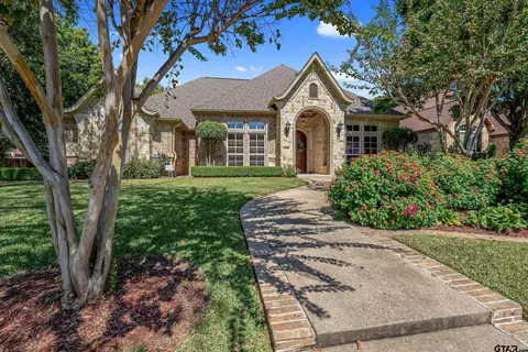 812 Cambridge Bnd, Tyler, TX 75703